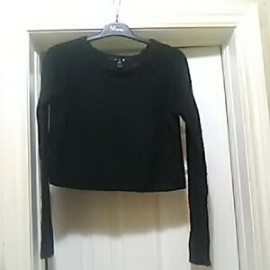 💲3⃣▶▶▶Black Long-Sleeve Cropped Top -light Sweater Women's Crop Top